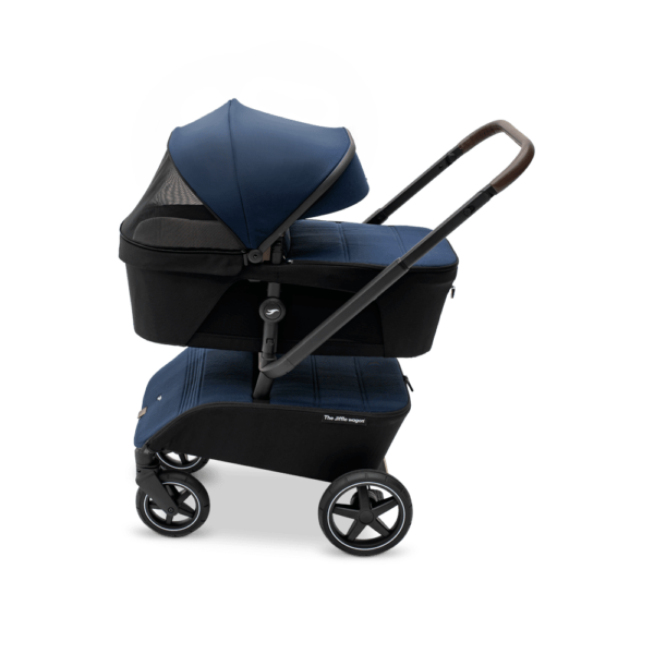 The-Jiffle-wagon-met-reiswieg-blauw-04