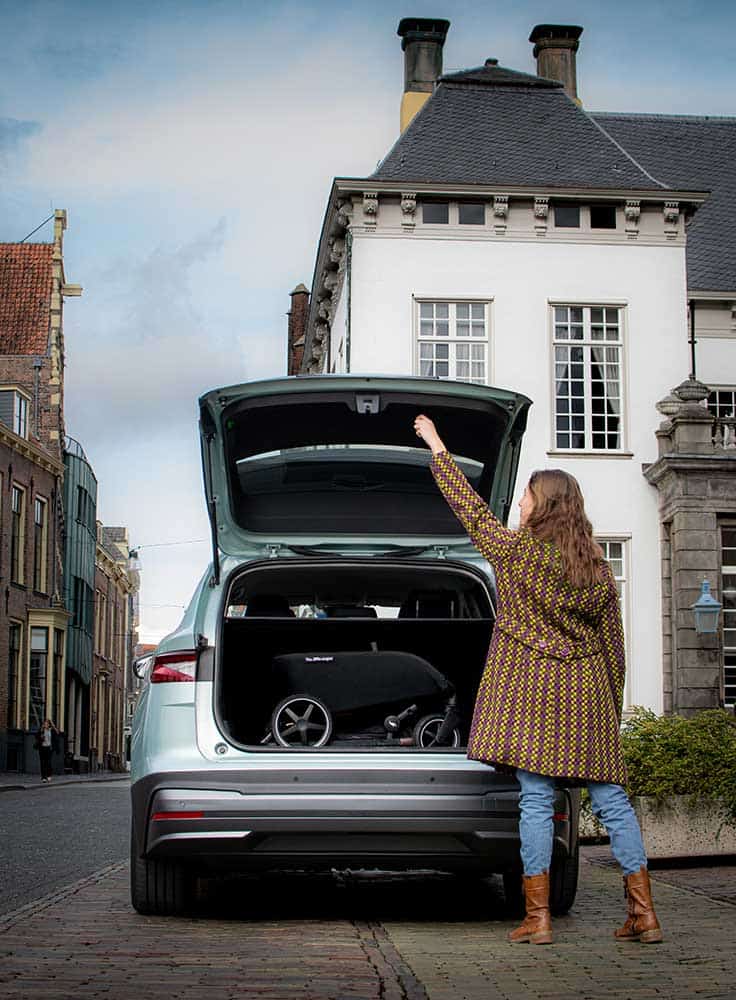 The Jiffle wagon into your car with stuff inside