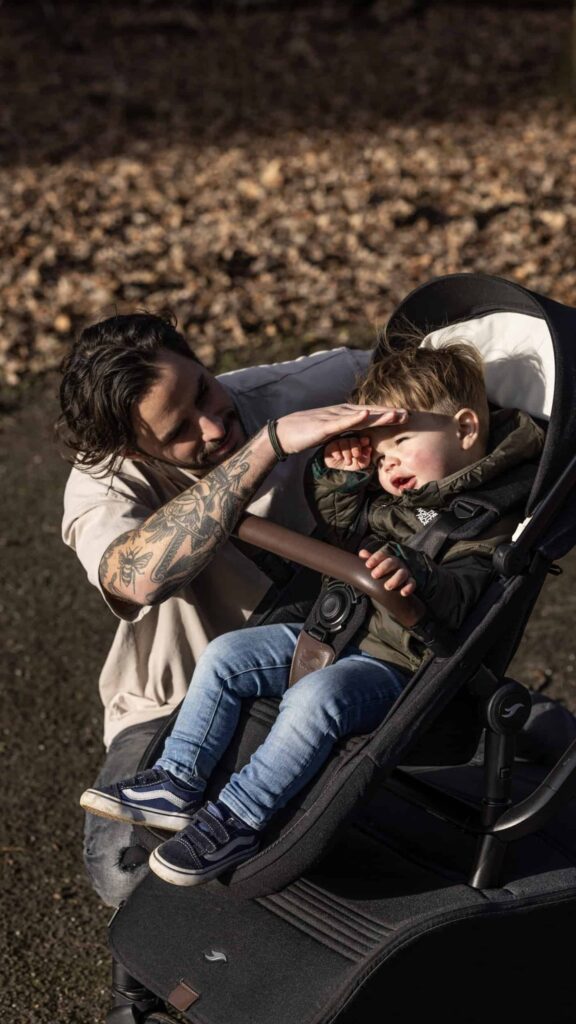 Een doek over de kinderwagen, gevaarlijk!